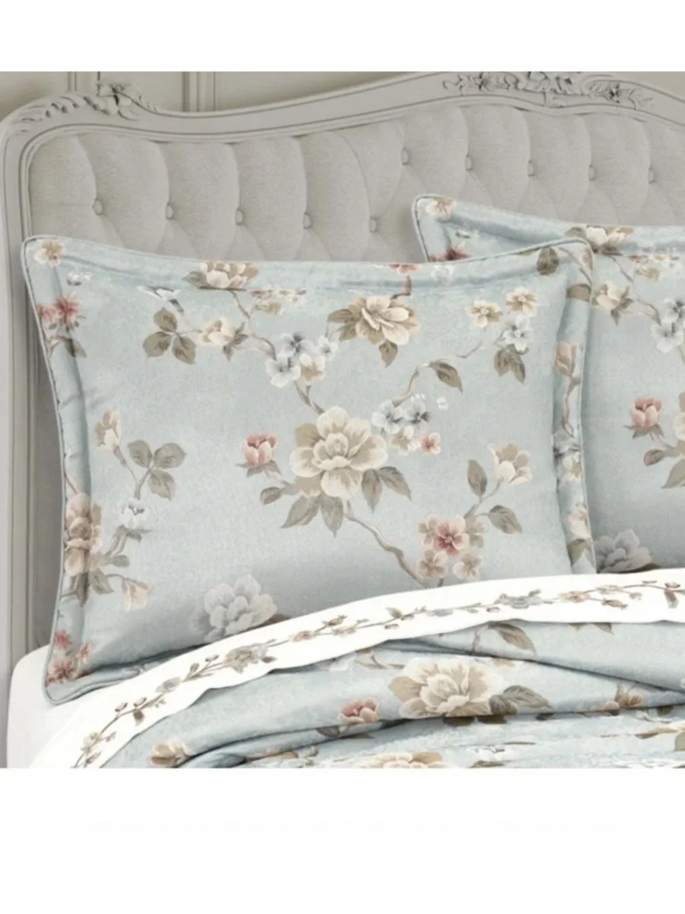 J. Queen New York Prestige Comforter Set Sz Queen NEW